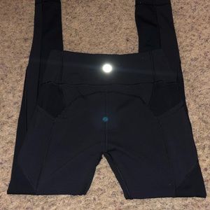 Size 8 lululemon leggings!